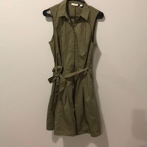 Olive collared dress with belt